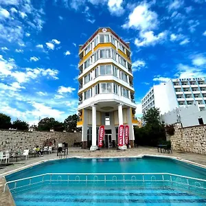 oteli̇ zi̇yaret edi̇n