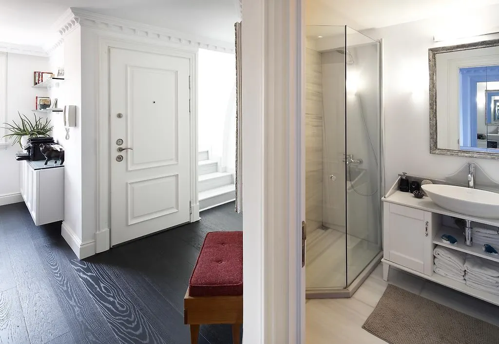 **  Perazre Hotel Istanbul Turkey