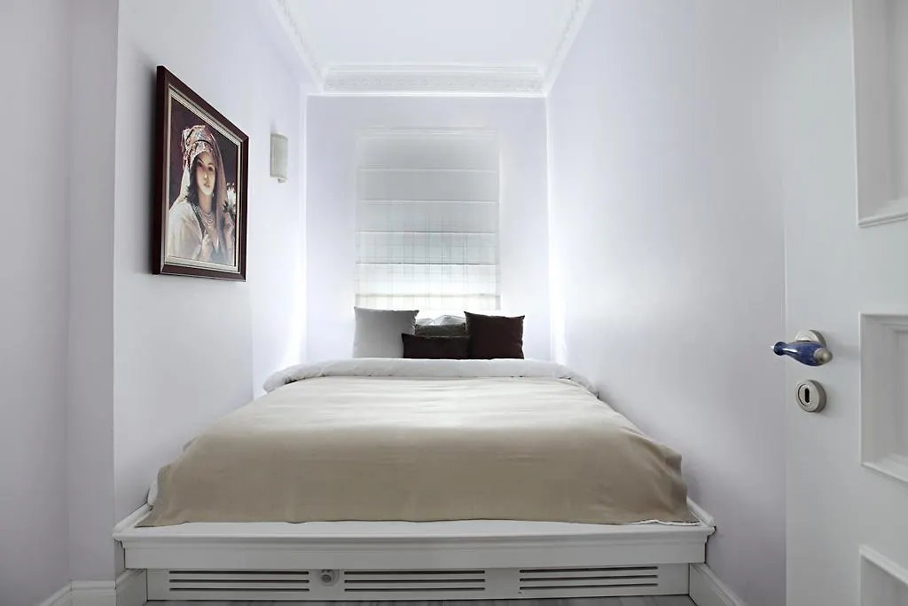 **  Perazre Hotel İstanbul Türkiye