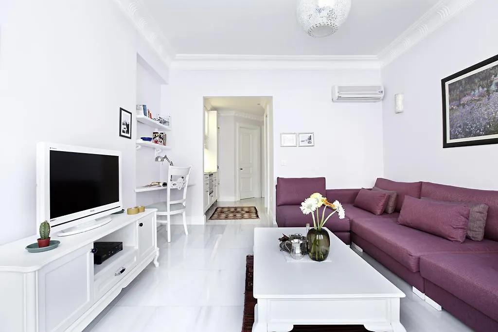 **  Perazre Hotel İstanbul Türkiye